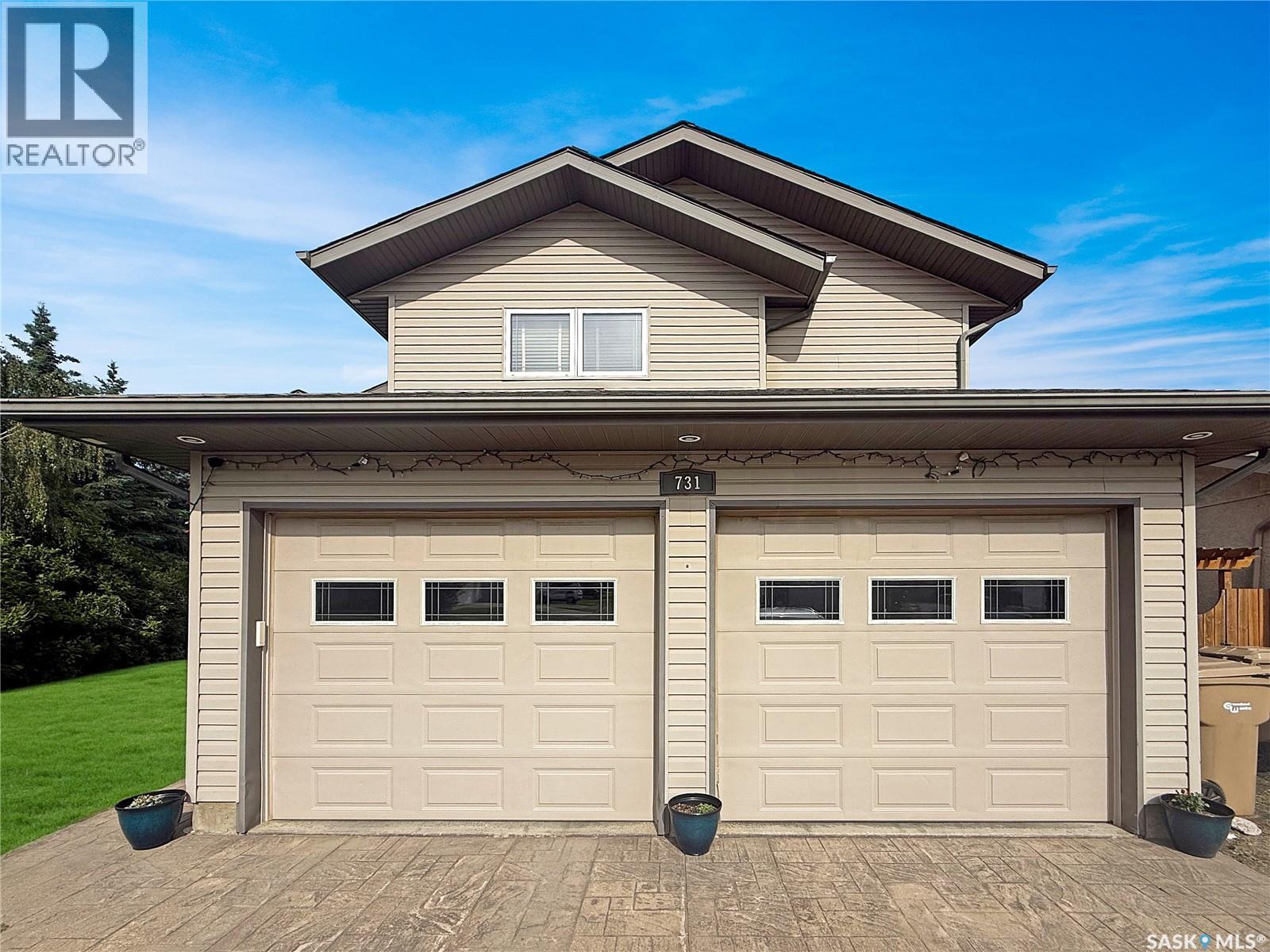 731 Adamson CRESCENT - Image 46