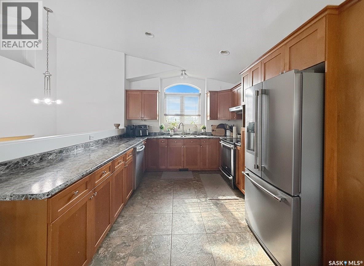 731 Adamson CRESCENT - Image 6