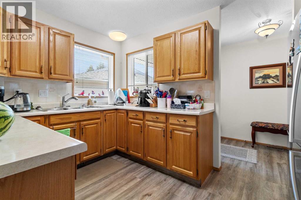 #27 2821 Botterill Crescent - 9