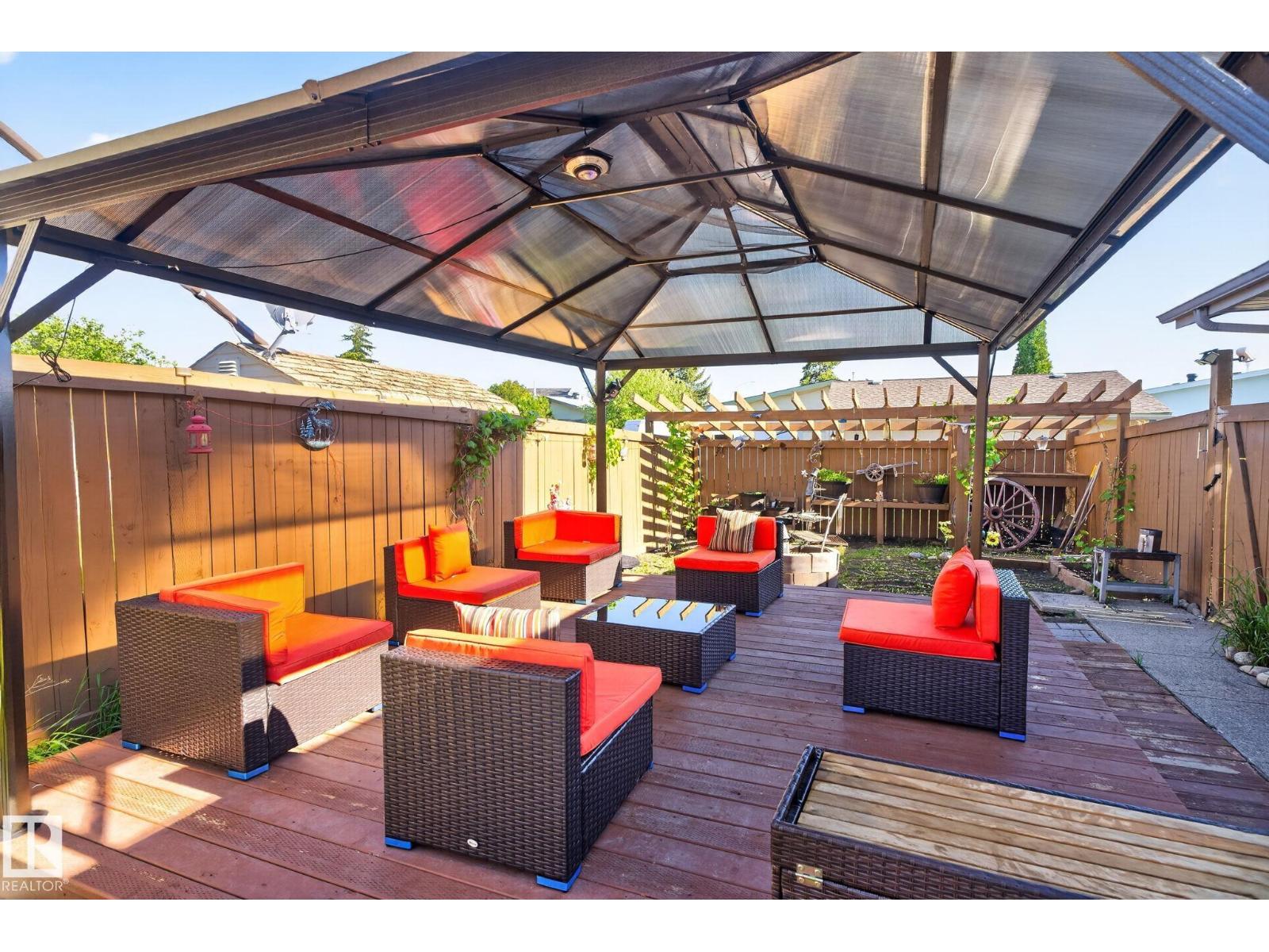 8835 152B AV NW - 41