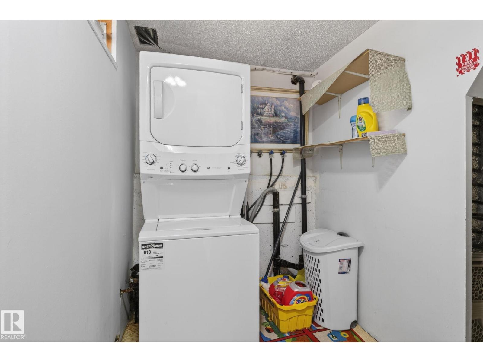 8835 152B AV NW - 54