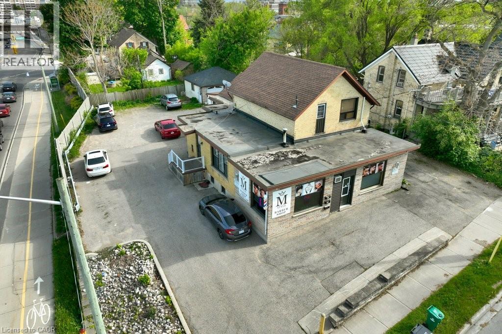 183 LOUISA Street - 1