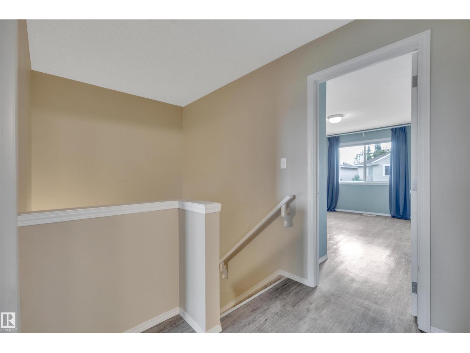 #82 287 Macewan DR SW SW - 26