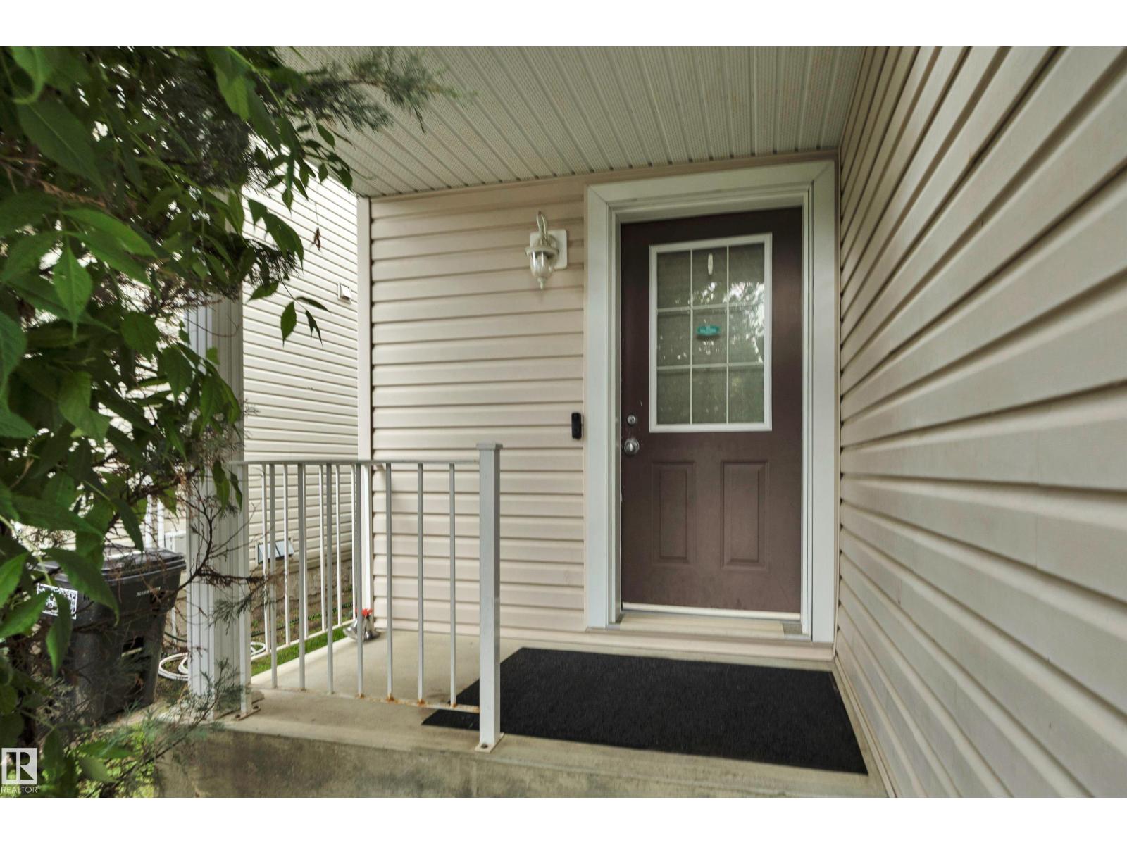 #82 287 Macewan DR SW SW - 4