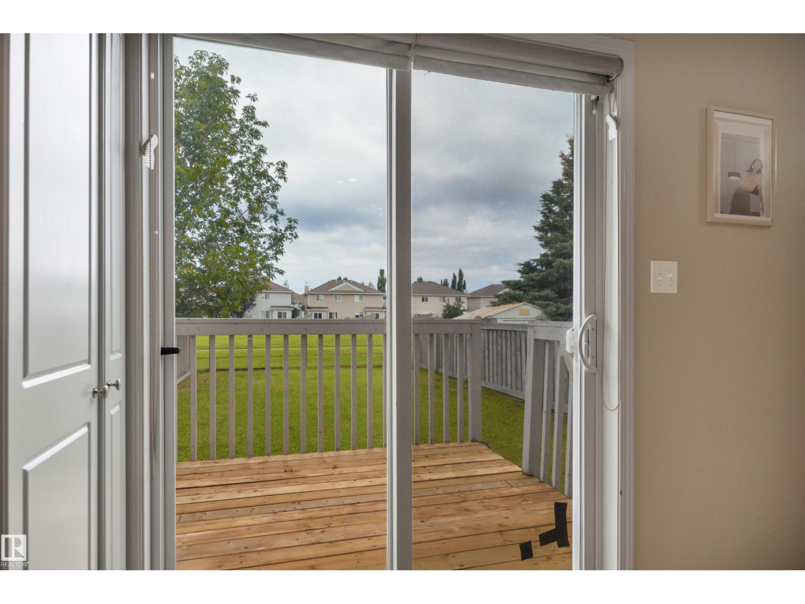 #82 287 Macewan DR SW SW - 43