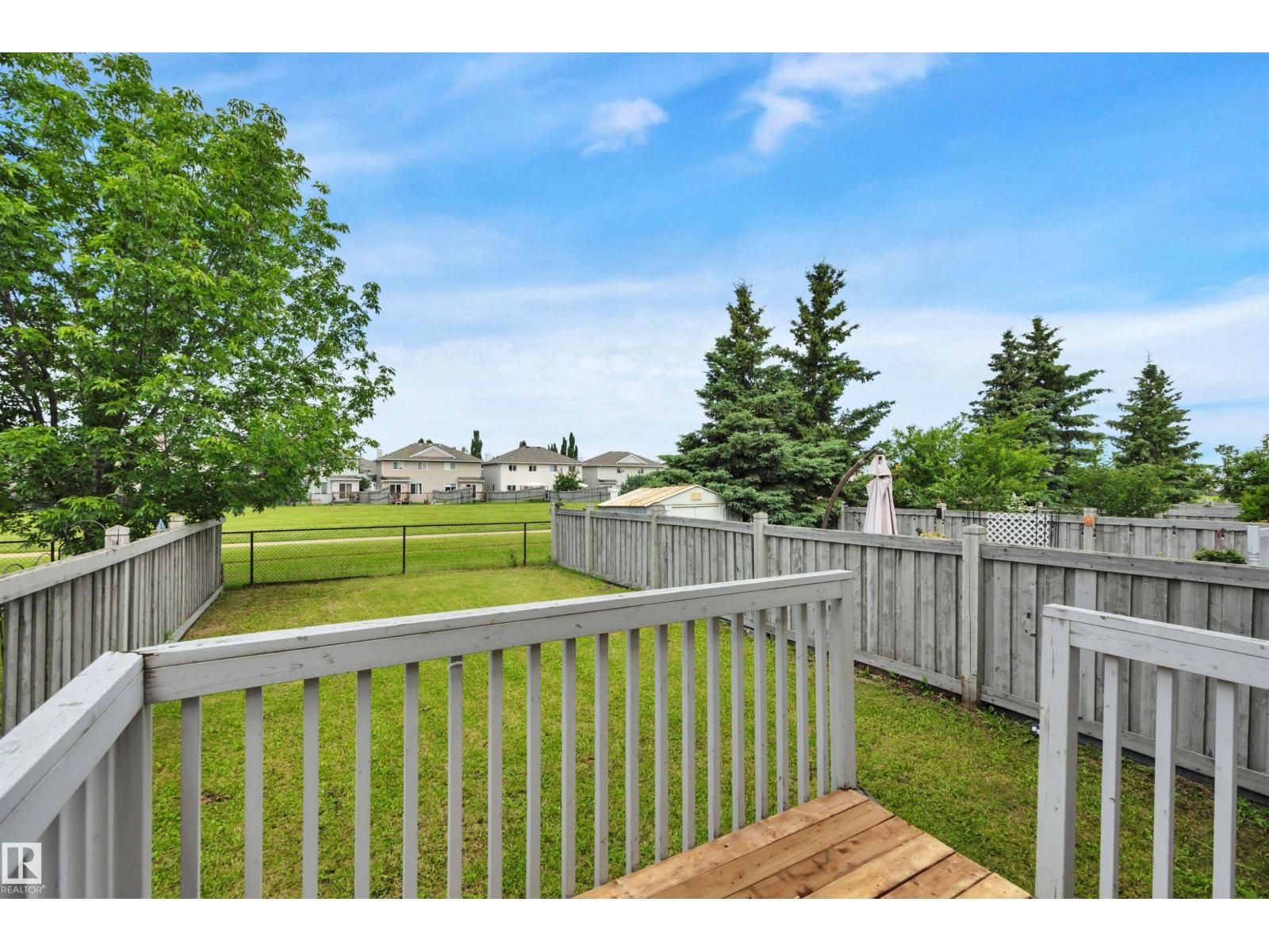 #82 287 Macewan DR SW SW - 45