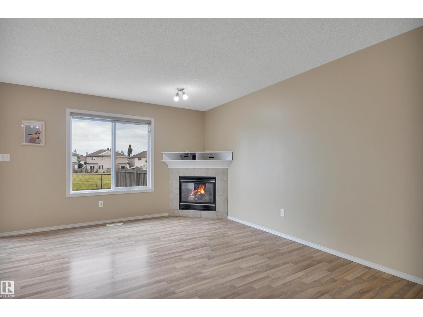 #82 287 Macewan DR SW SW - 7