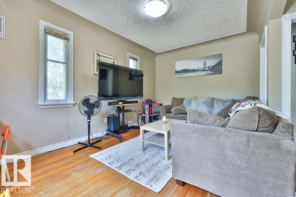 12347 90 ST NW, Delton, Edmonton photo 4