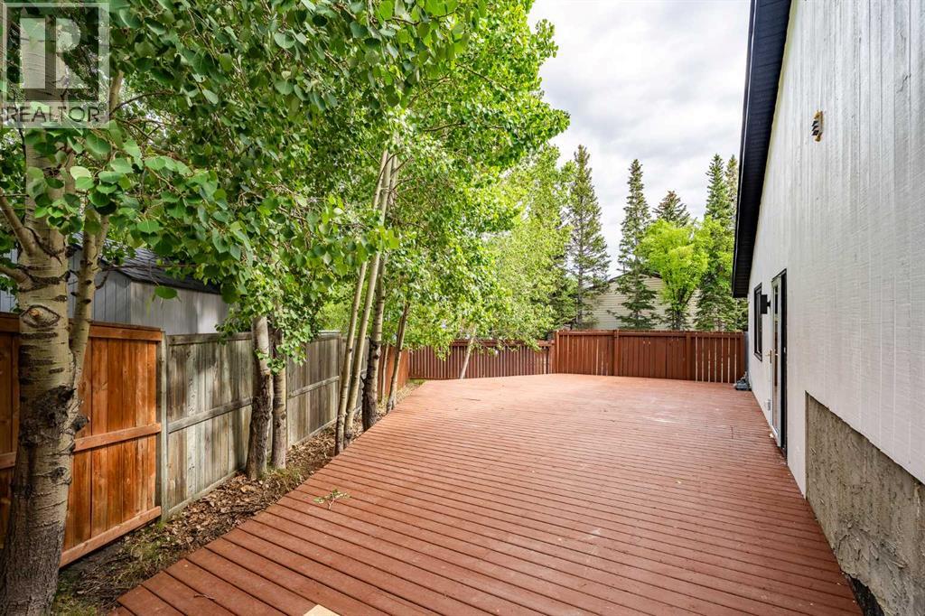 1060 Ranchview Road NW - 36