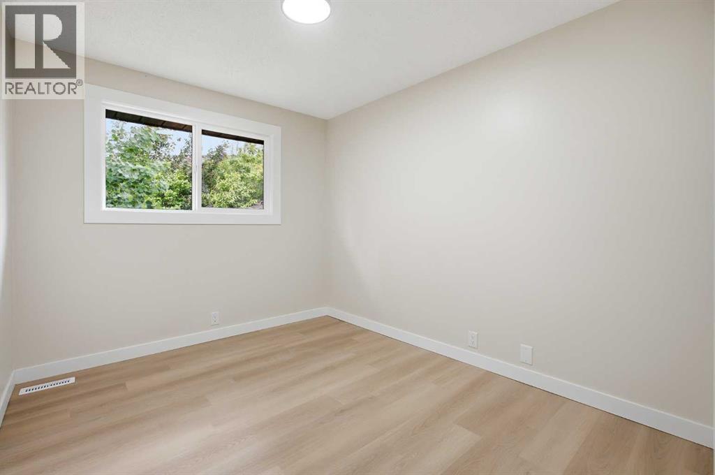 1060 Ranchview Road NW - 16