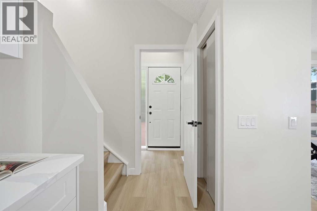 1060 Ranchview Road NW - 12