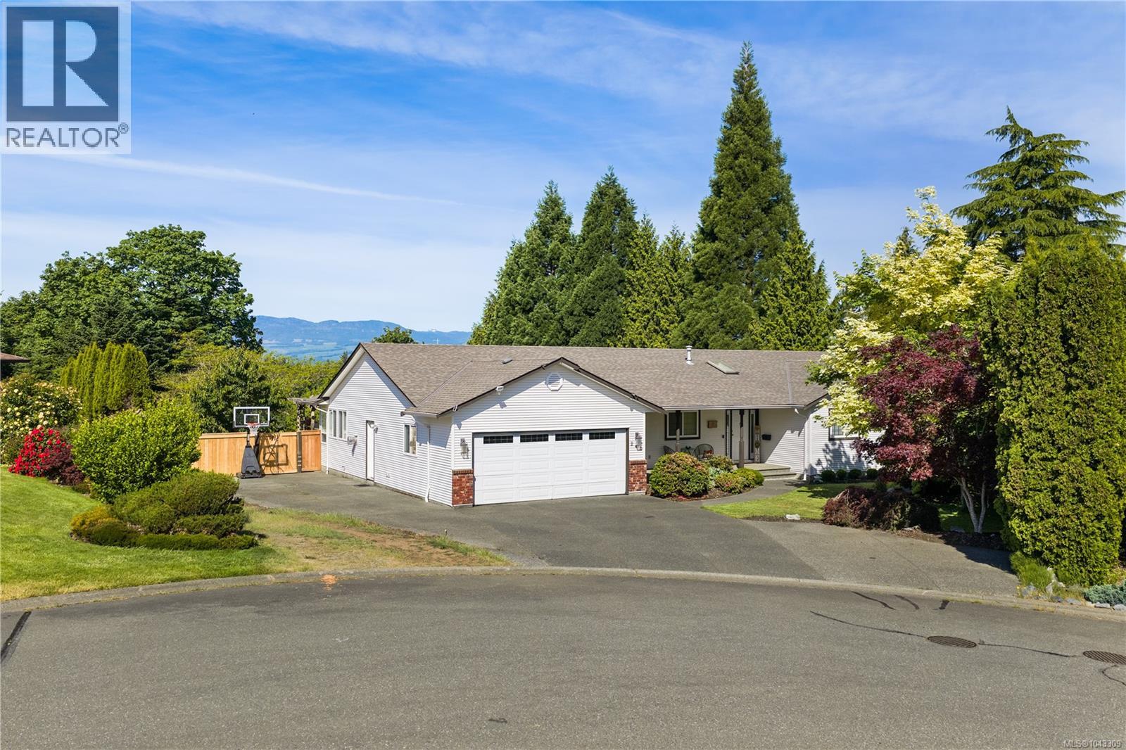 240 Carmanah Dr - 45