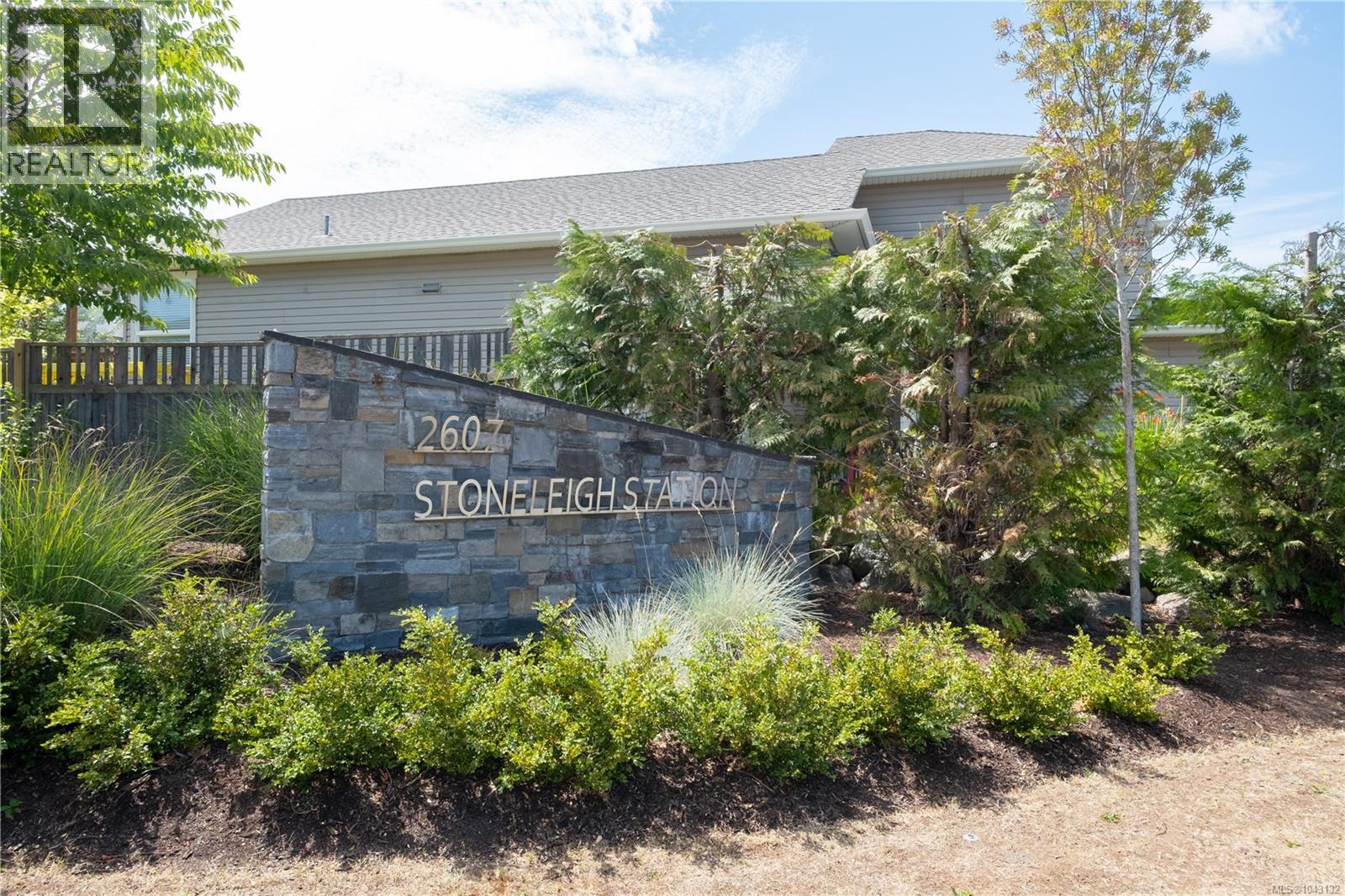 10 2607 Kendal Ave, Cumberland
