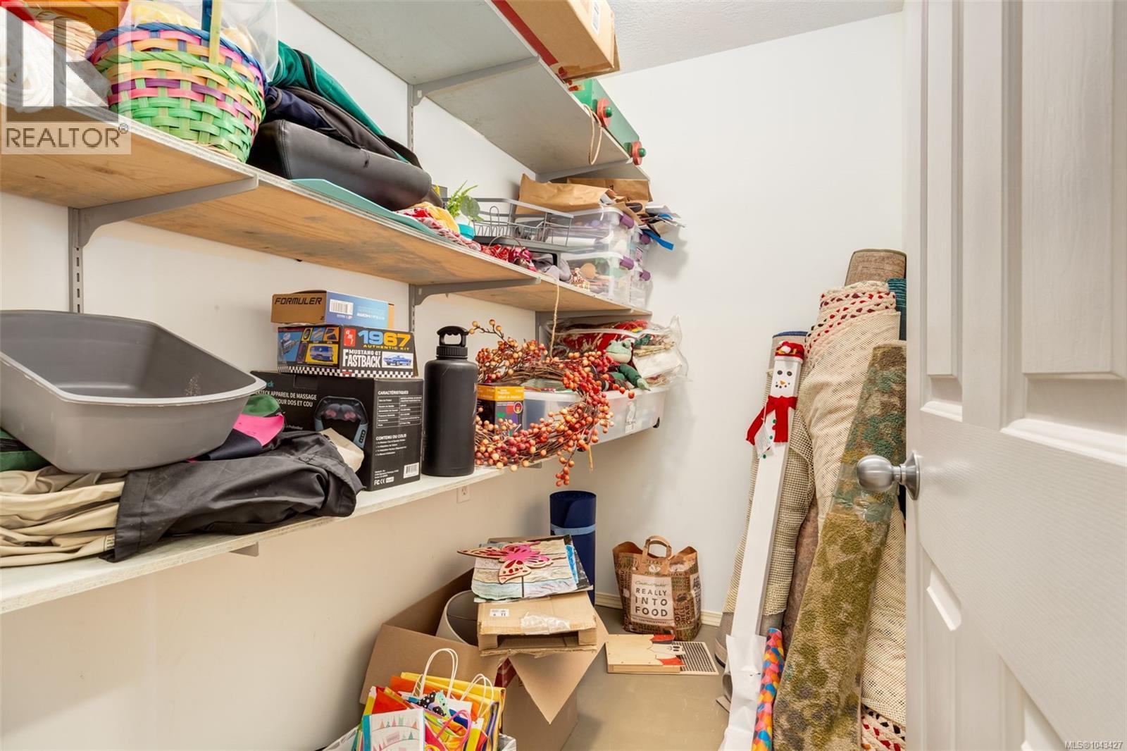 1206 Mckenzie Dr - 32