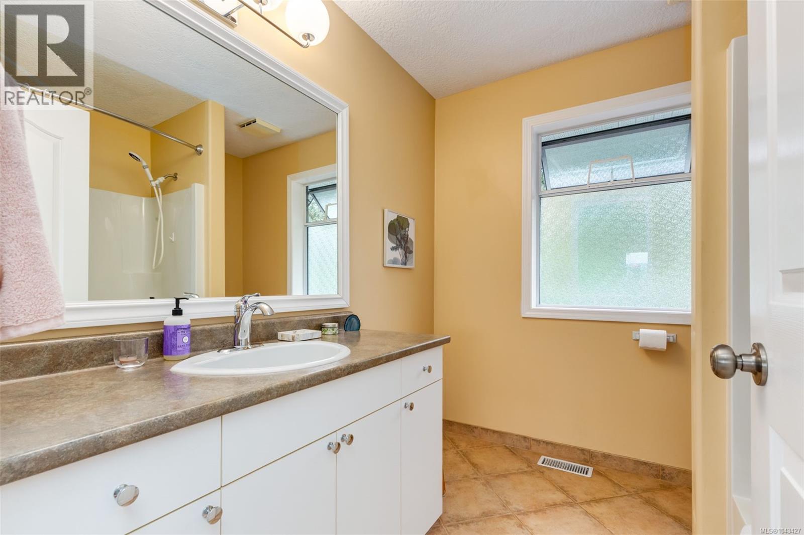 1206 Mckenzie Dr - 19