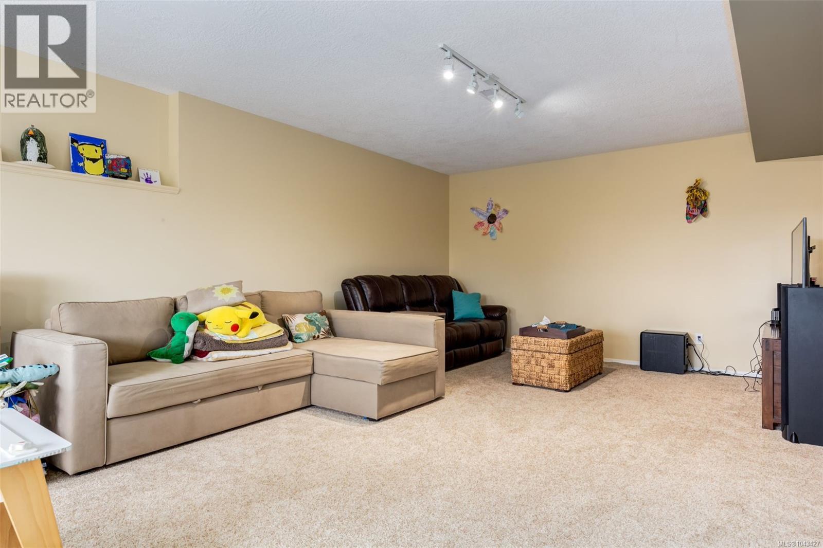 1206 Mckenzie Dr - 23
