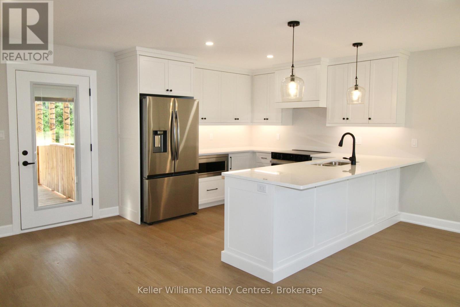 715 18TH STREET - 10