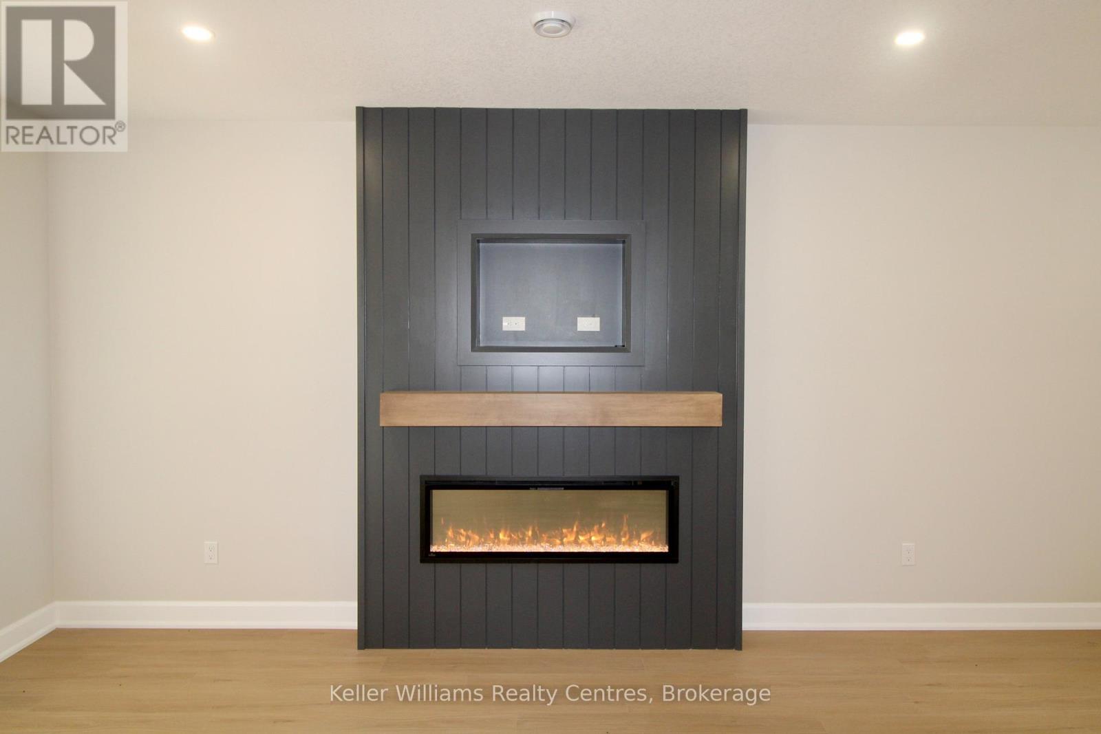 715 18TH STREET - 21