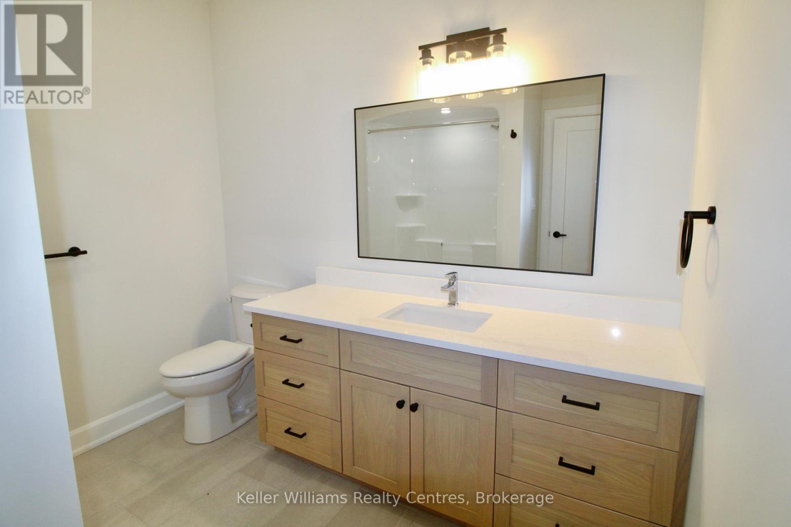 715 18TH STREET - 23