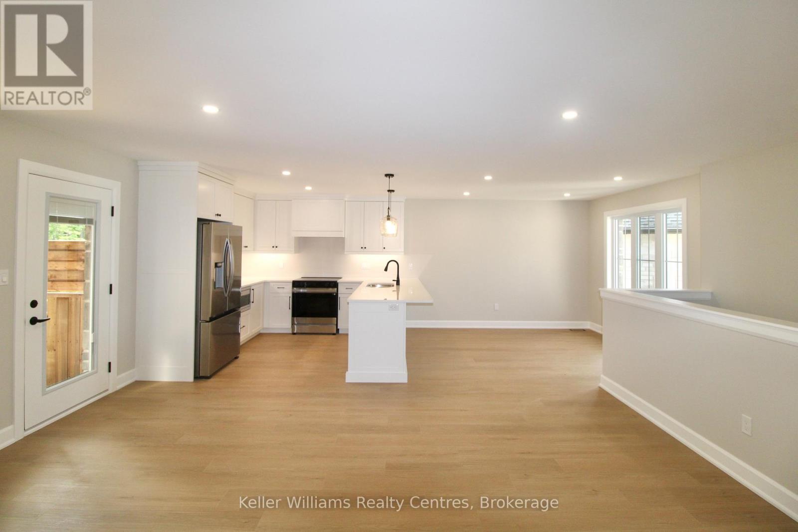 715 18TH STREET - 9