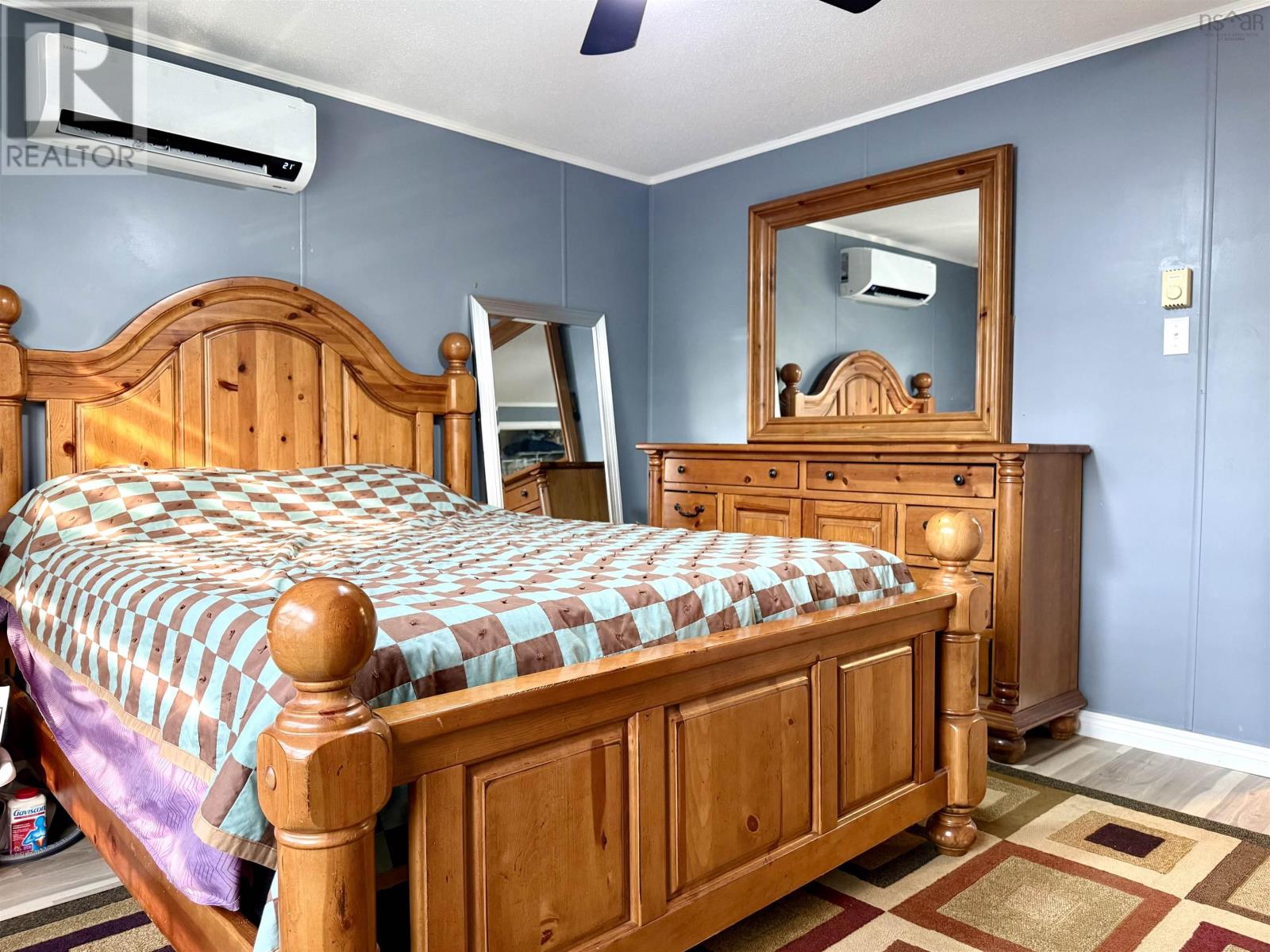 51 Pinehurst Street - 23