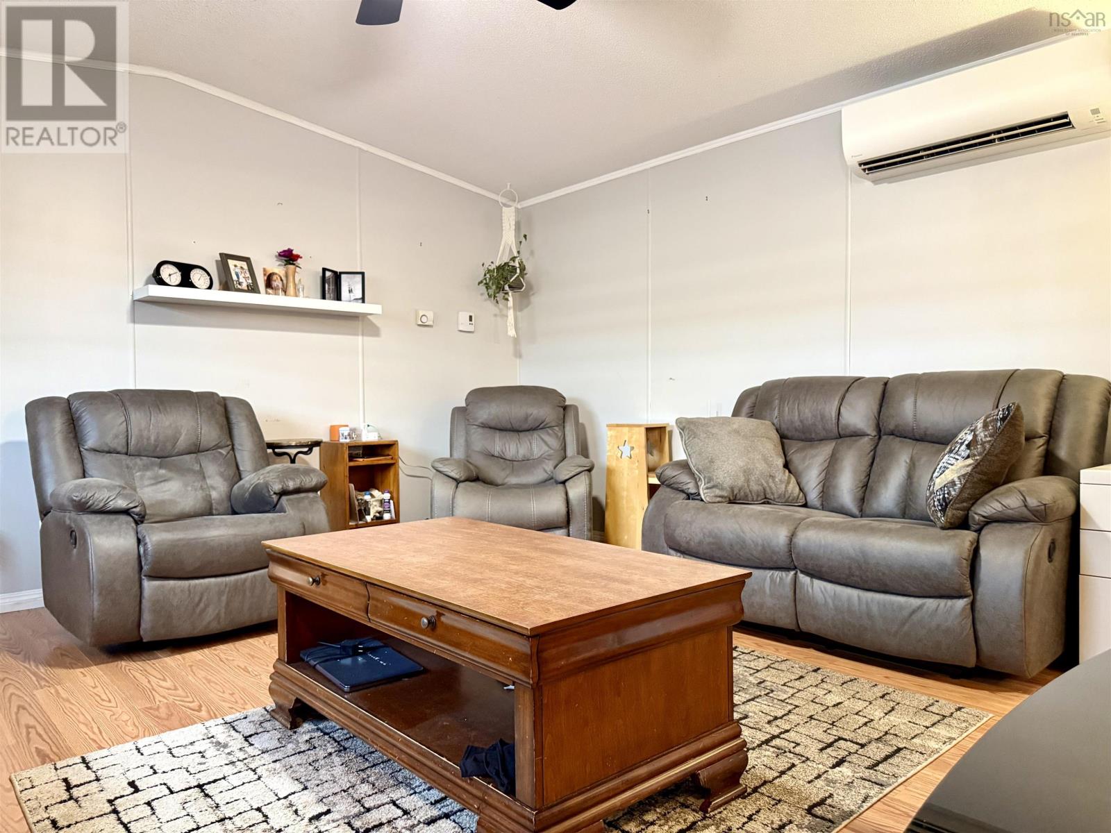 51 Pinehurst Street - 28