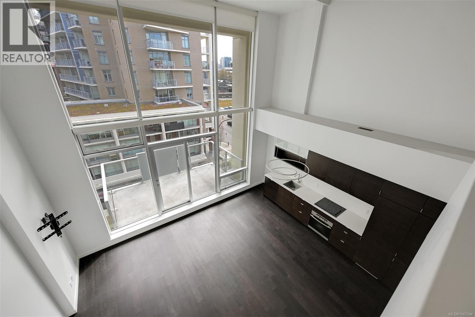 #445 770 Fisgard St - 12