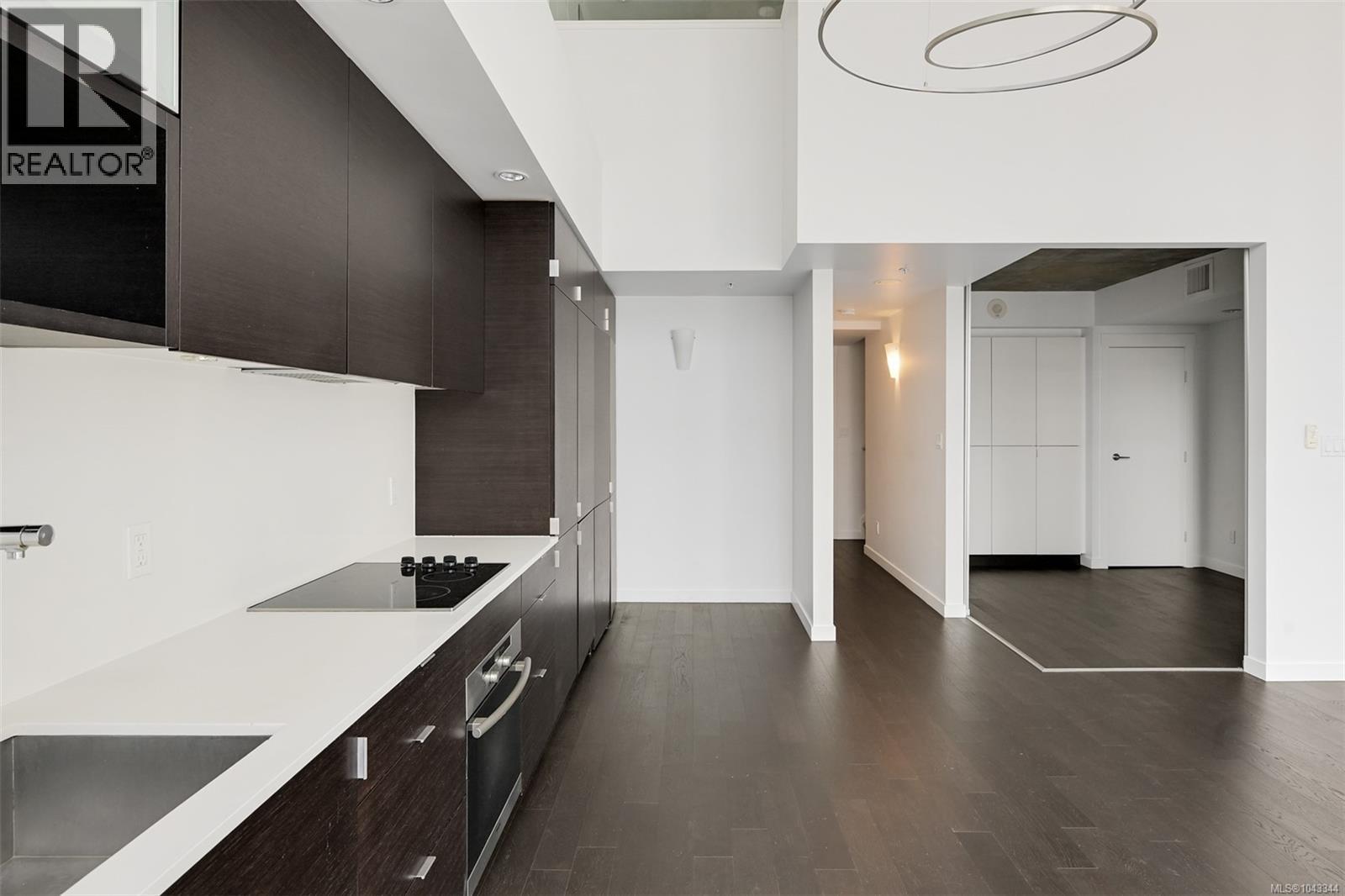 #445 770 Fisgard St - 8