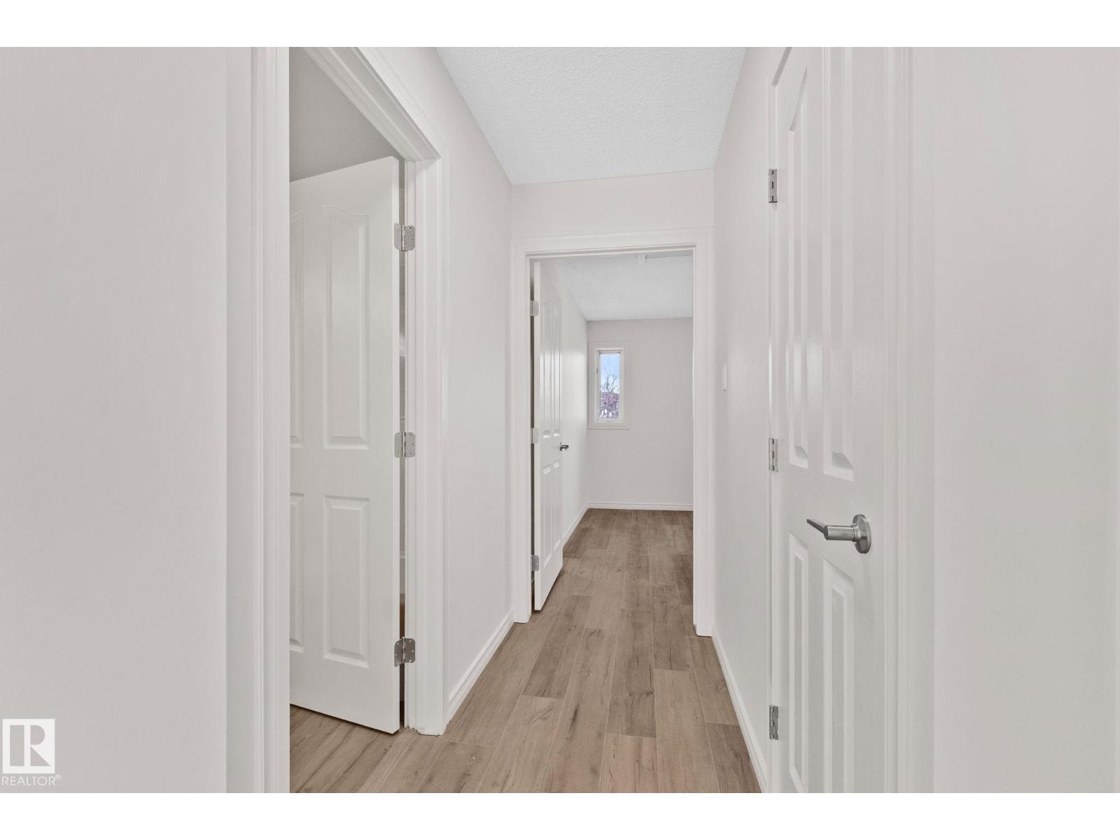 #22 9703 174 ST NW NW - 15