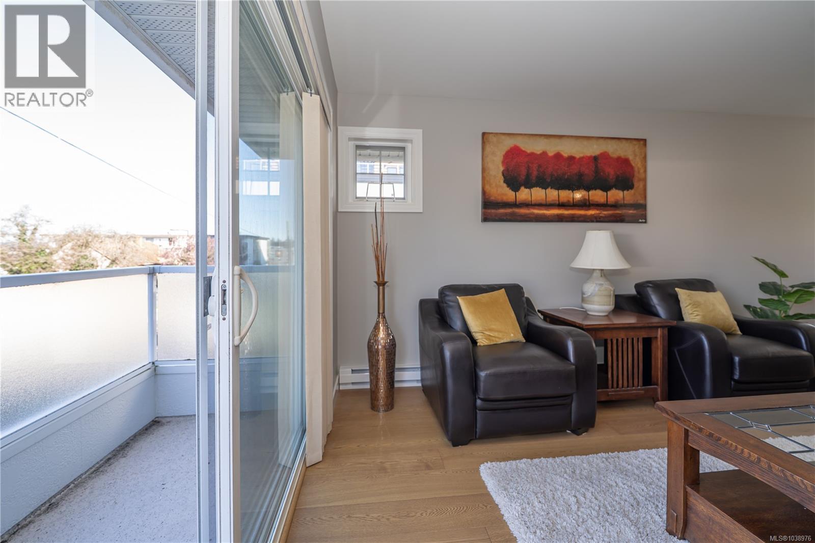 #4 601 Nelson St - 11