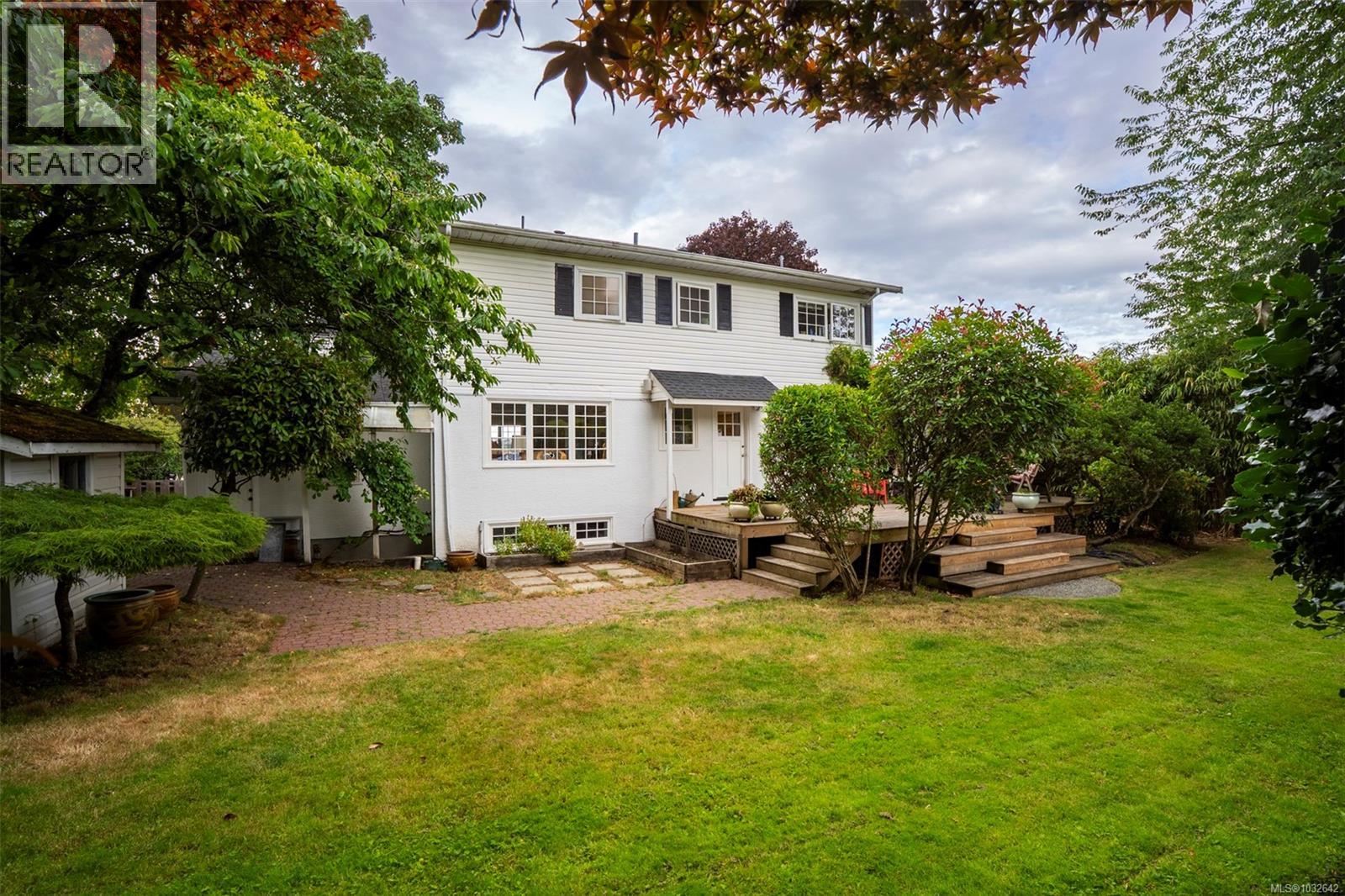 1820 Argyle Ave - Image 8