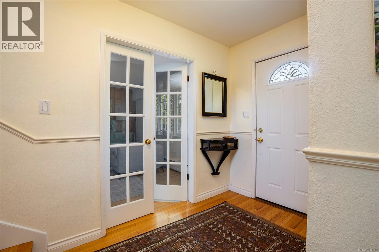 1820 Argyle Ave - Image 37