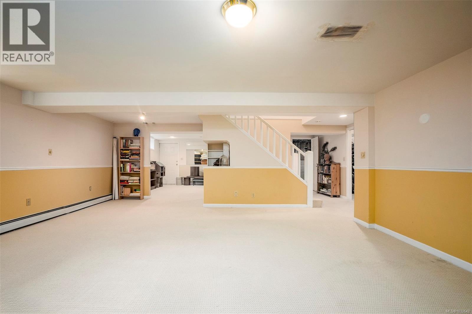 1820 Argyle Ave - 51