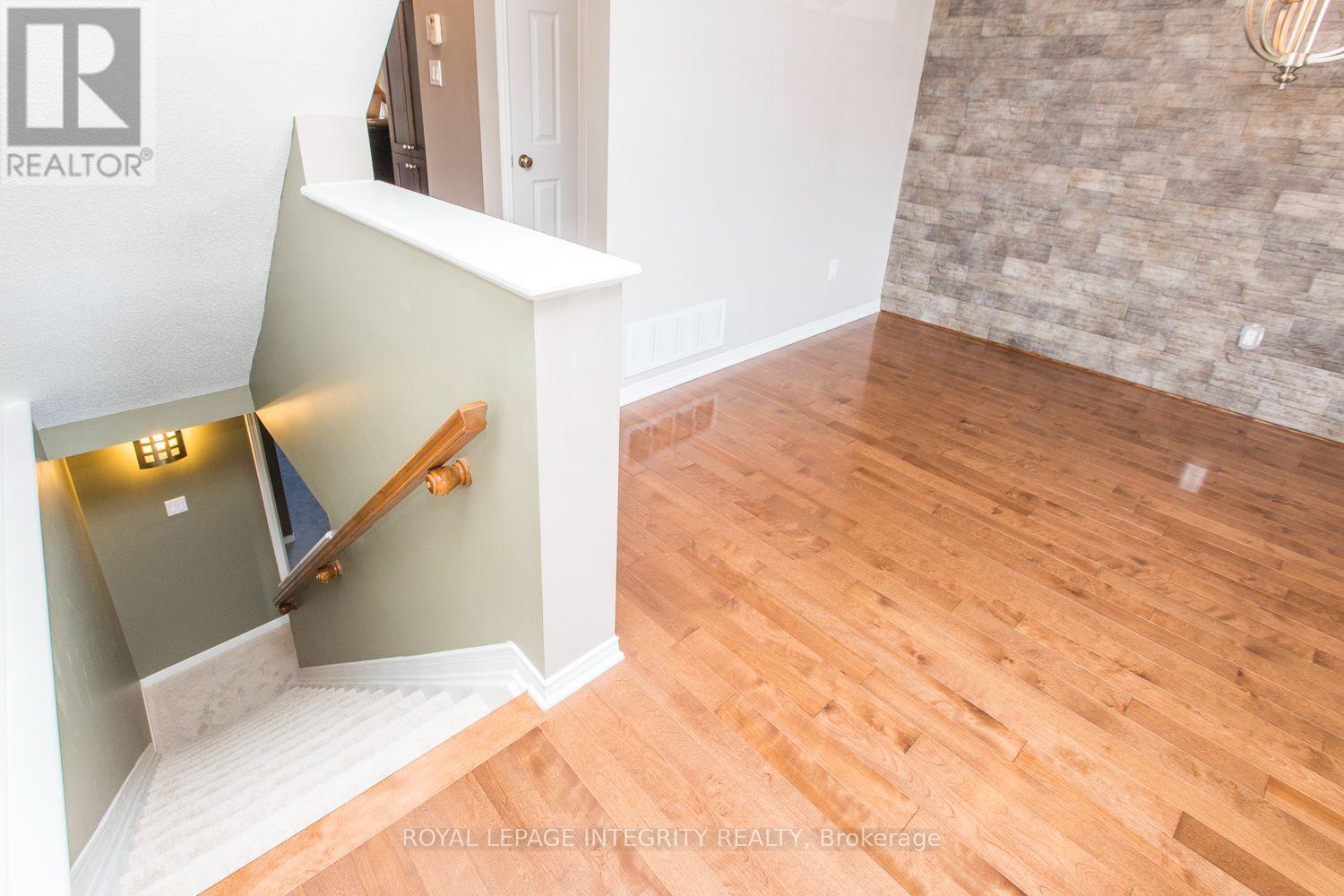 2 Bed, 3 Bath House for Rent in Ottawa – 146 BERRIGAN DRIVE, Ottawa – MLS# X13569220 - Image 19