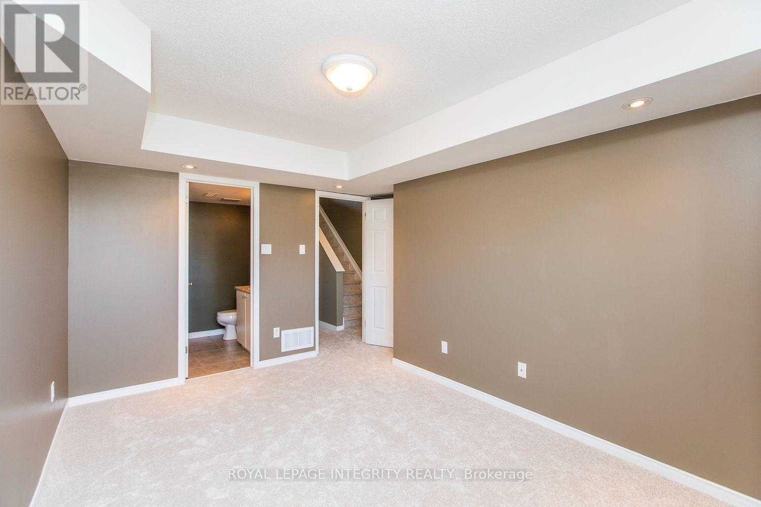2 Bed, 3 Bath House for Rent in Ottawa – 146 BERRIGAN DRIVE, Ottawa – MLS# X13569220 - Image 22