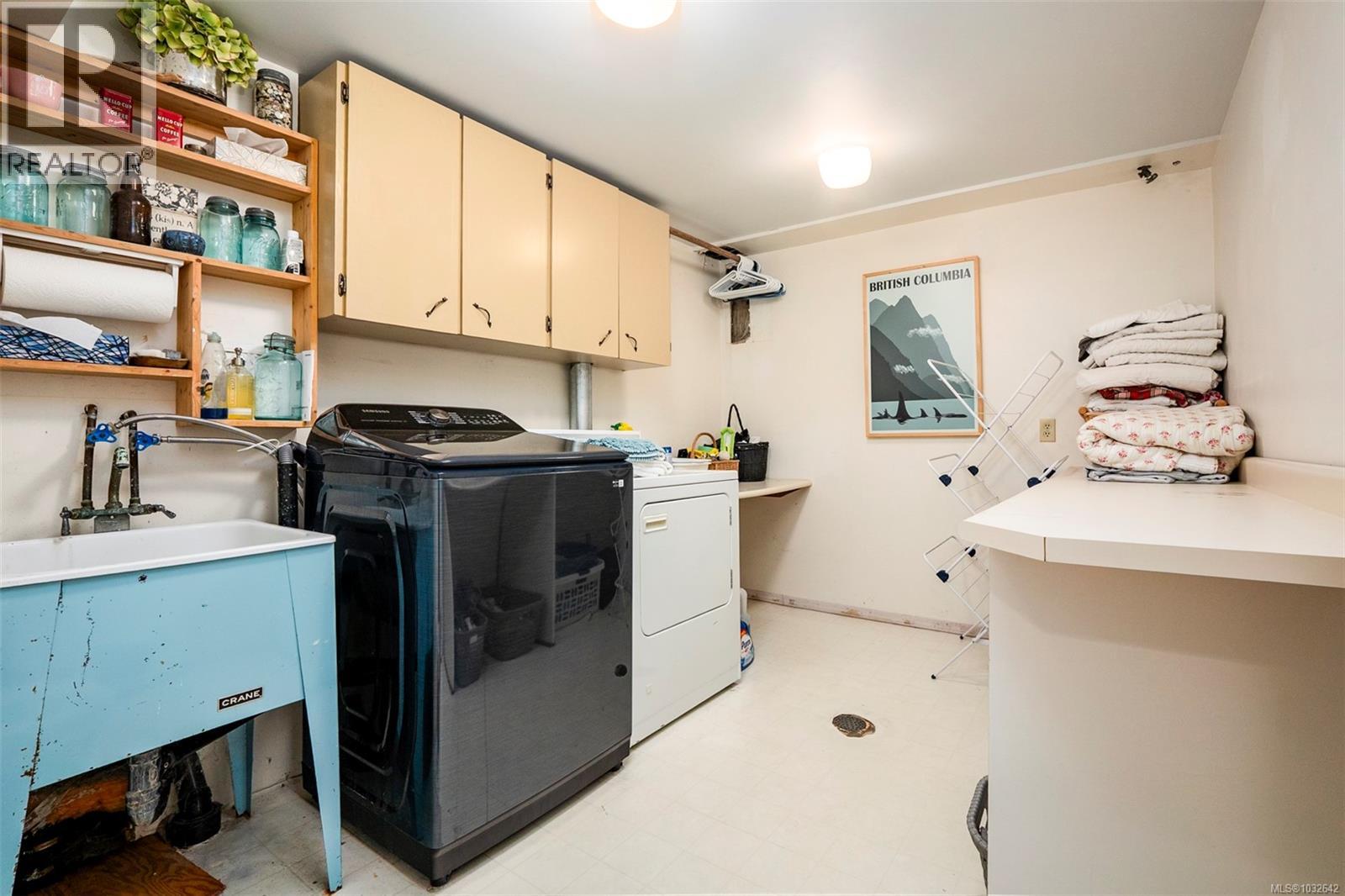 1820 Argyle Ave - Image 53