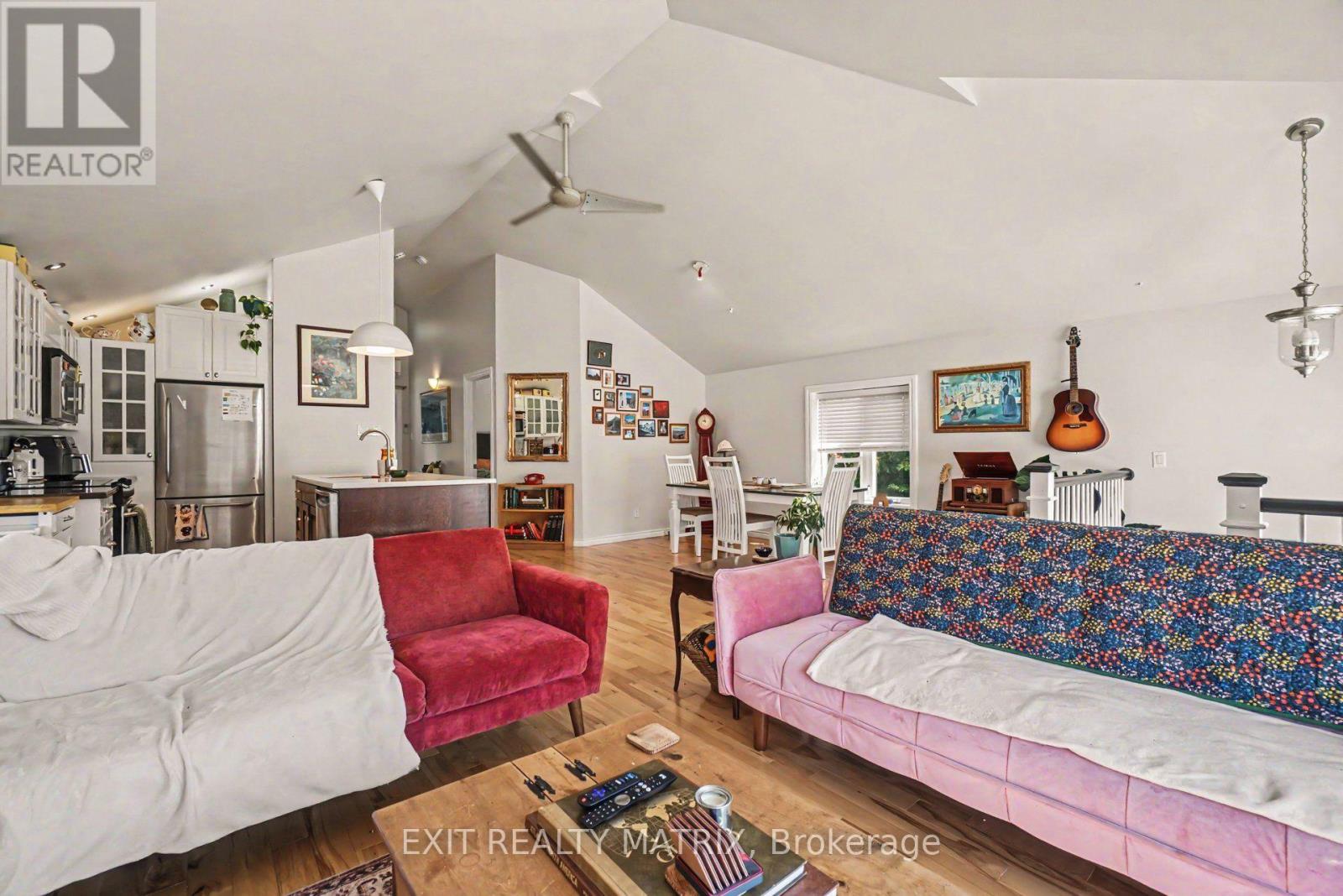 59 LAVAL STREET - 5