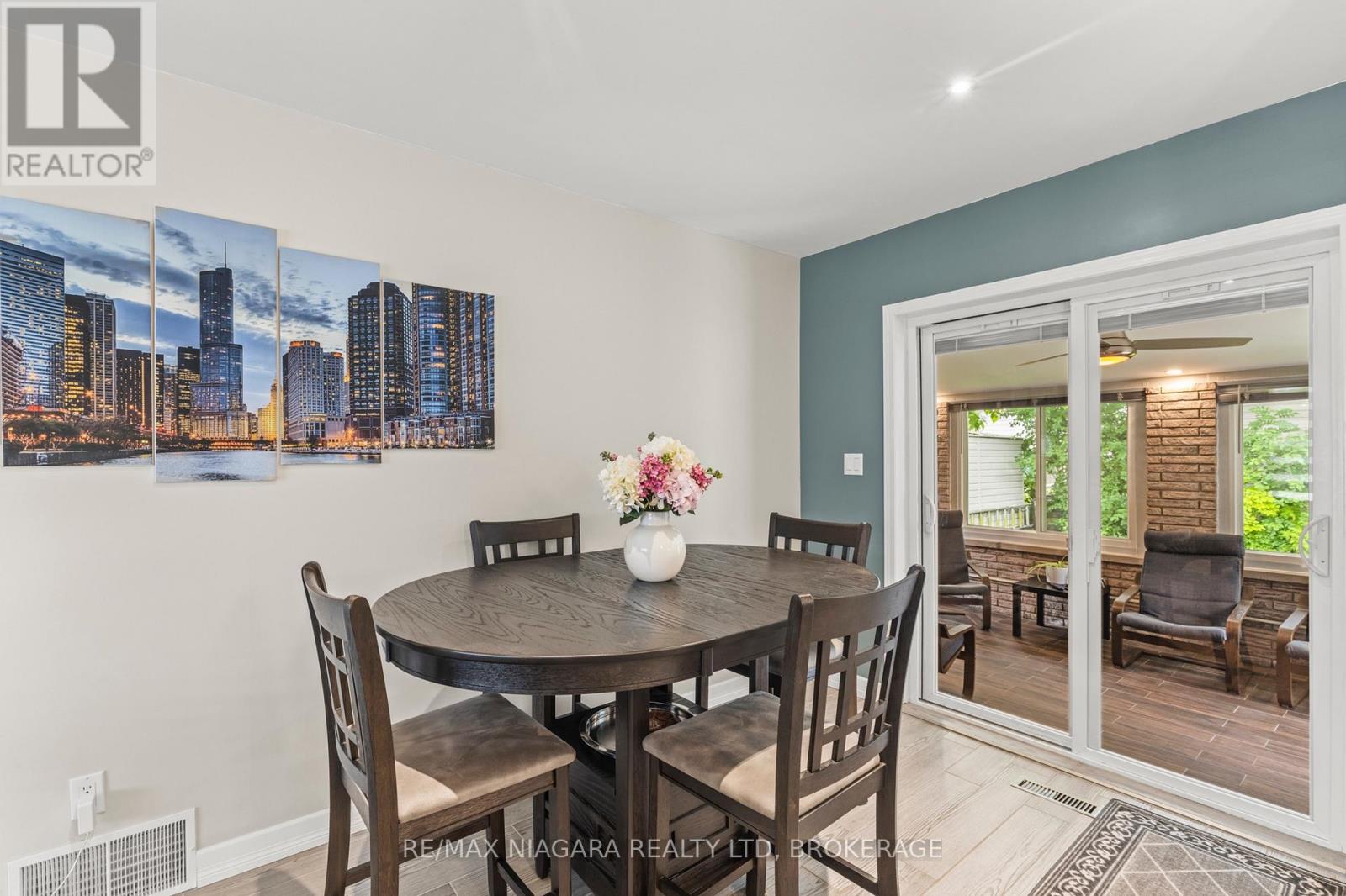 10 ACADIA COURT - 14