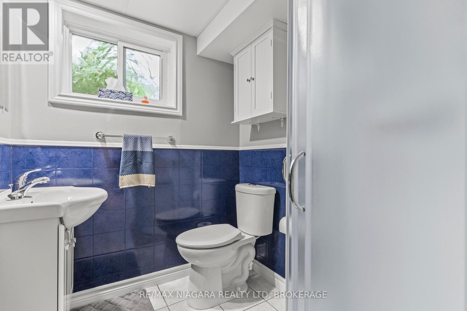 10 ACADIA COURT - 26