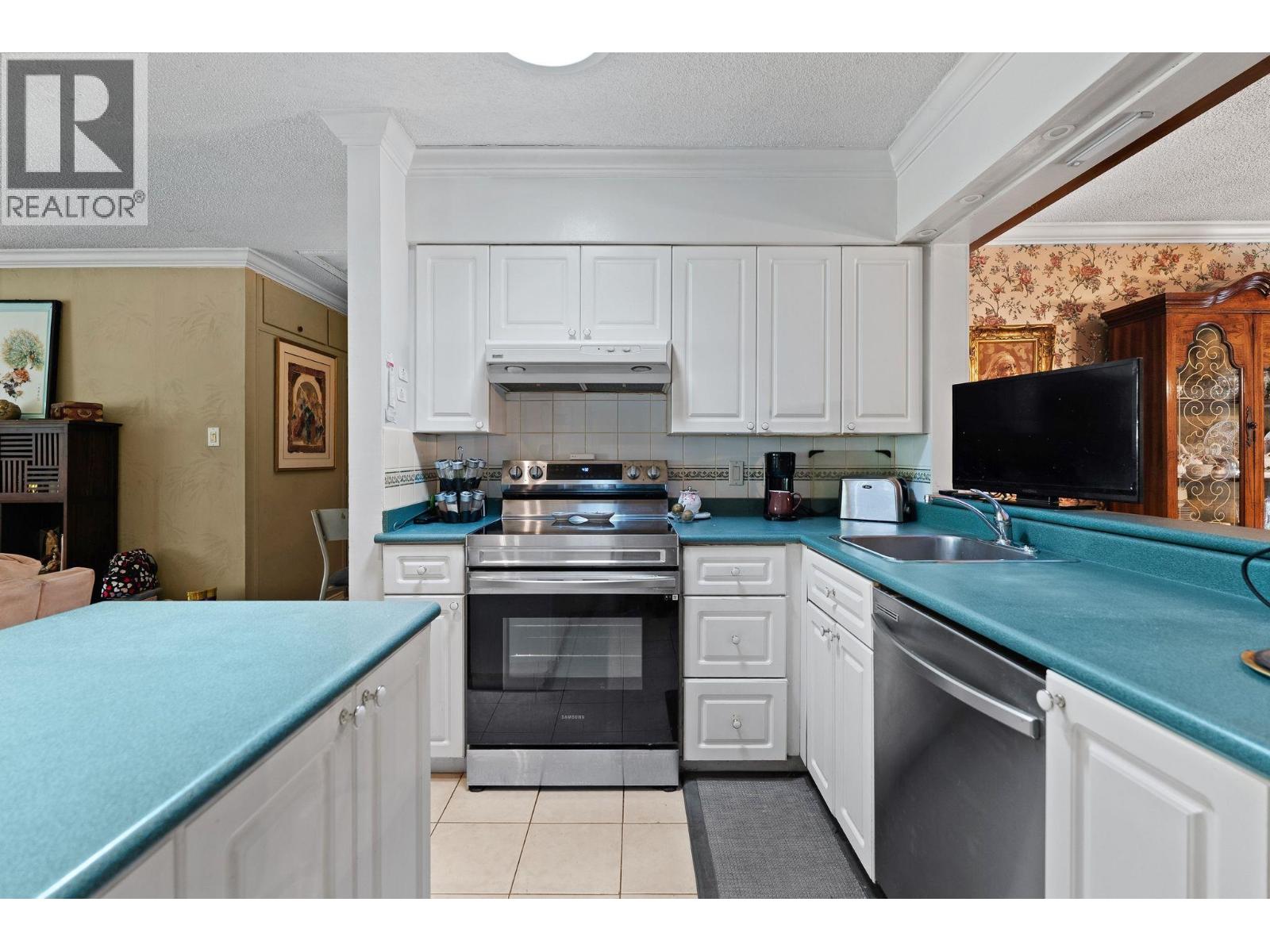 1454 SOWDEN STREET, North Vancouver