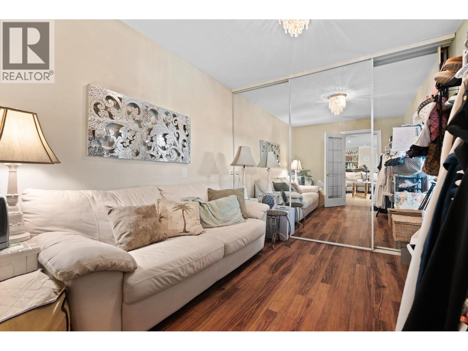 1454 SOWDEN STREET, North Vancouver
