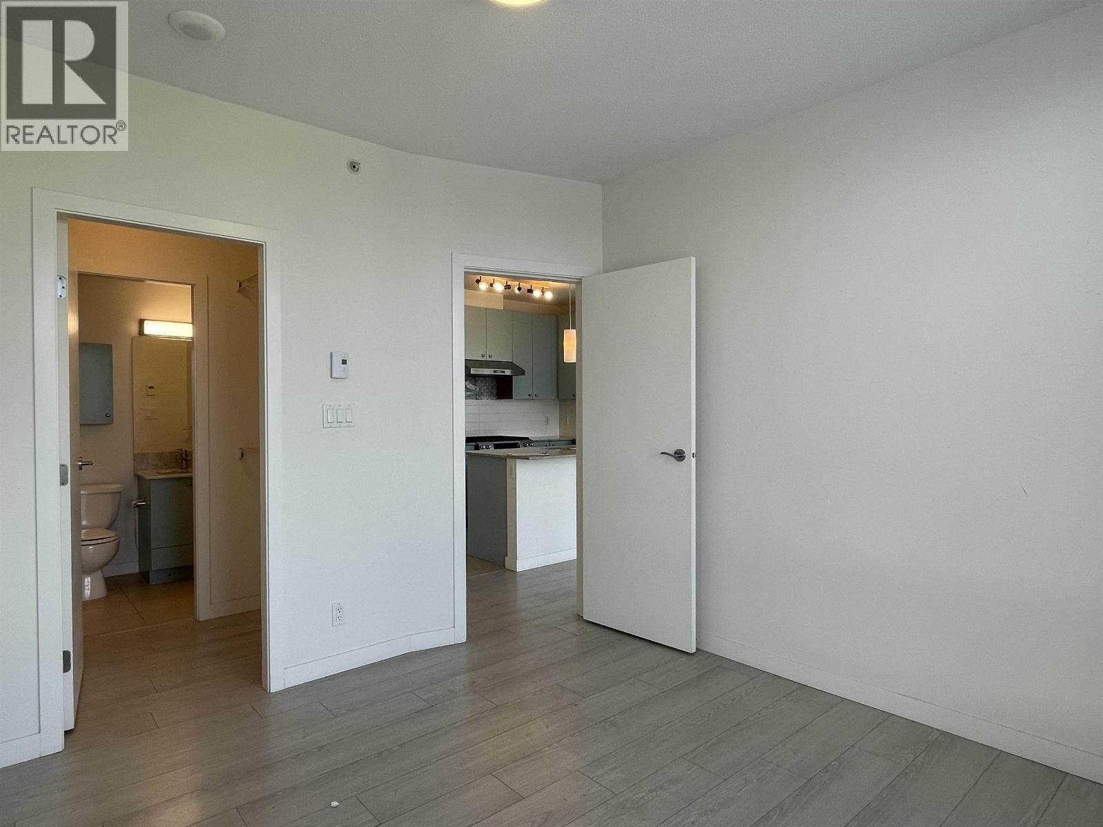 2 Bed, 2 Bath House for Rent in Richmond – 1003 7362 ELMBRIDGE WAY, Richmond – MLS# R3146802 - Image 8