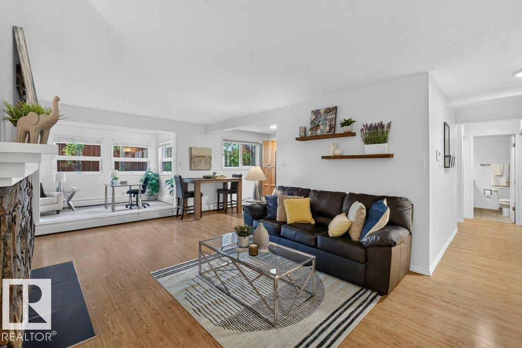 #3 10160 119 ST NW - 6
