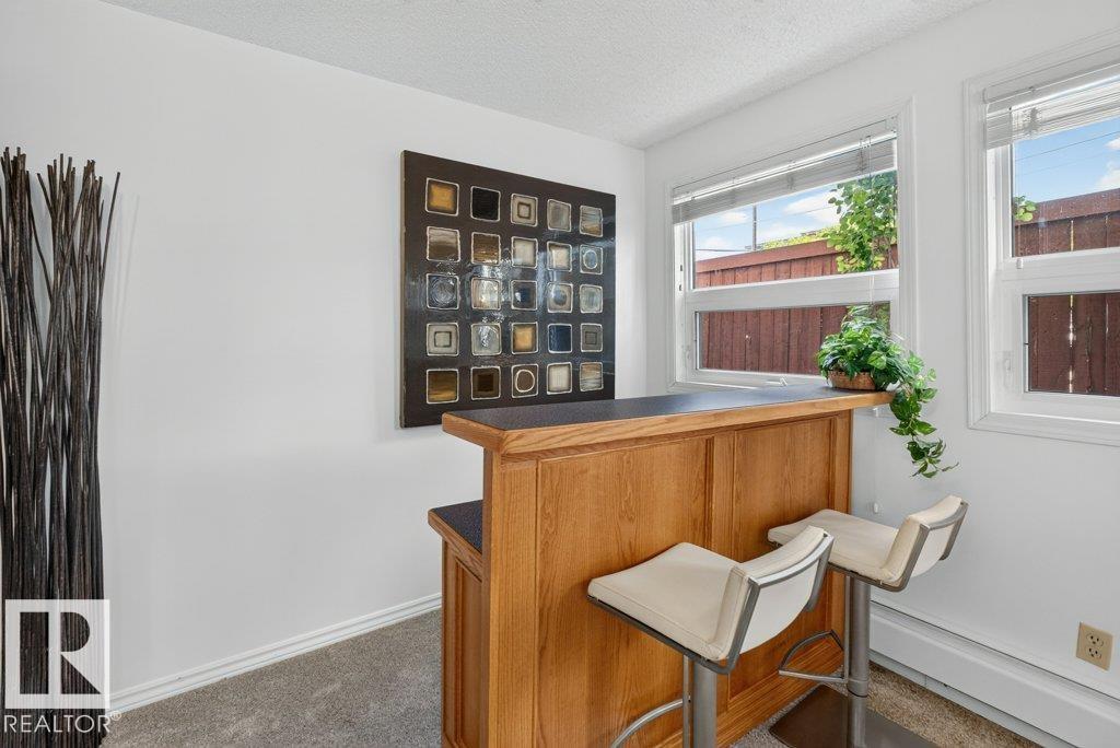 #3 10160 119 ST NW - 9