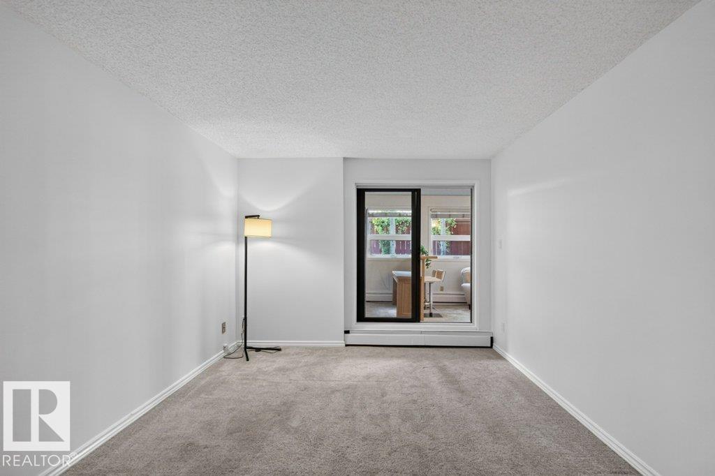 #3 10160 119 ST NW - 17