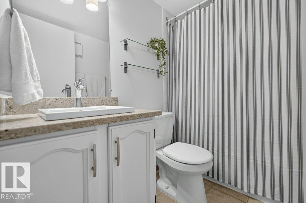 #3 10160 119 ST NW - 20
