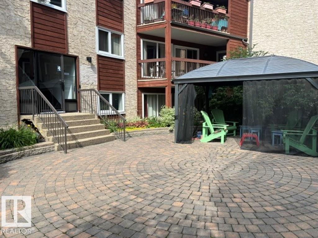 #3 10160 119 ST NW - 35