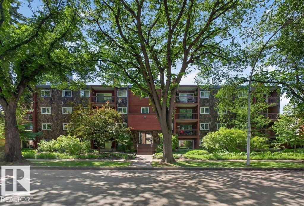 #3 10160 119 ST NW - 30