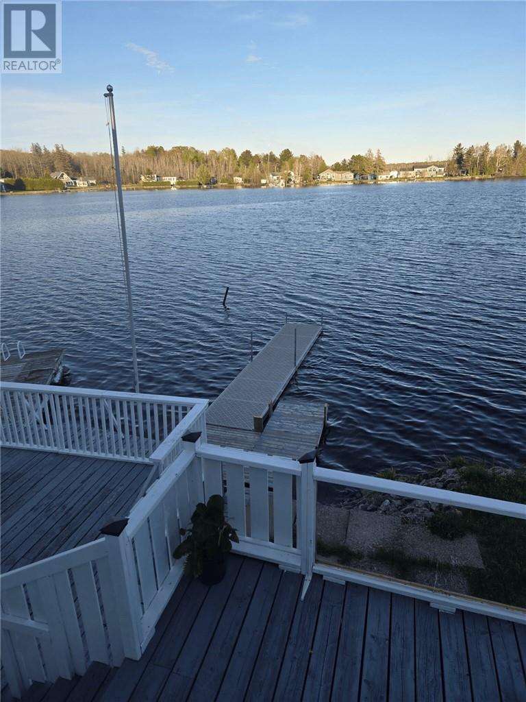 26 Presqu'ile Road - 27