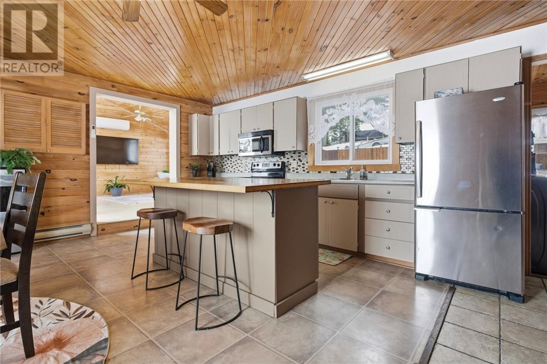 26 Presqu'ile Road - 4